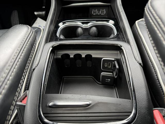 2022 Chrysler Pacifica Limited AWD