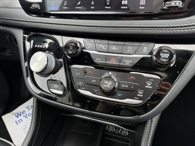 2022 Chrysler Pacifica Limited AWD