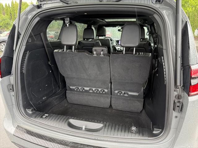 2022 Chrysler Pacifica Limited AWD