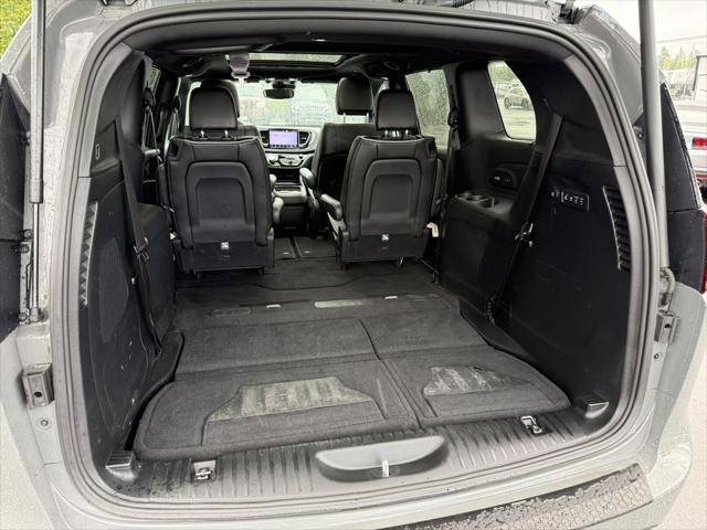 2022 Chrysler Pacifica Limited AWD