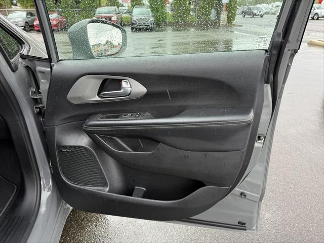 2022 Chrysler Pacifica Limited AWD