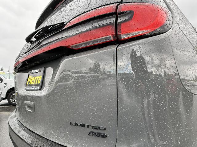 2022 Chrysler Pacifica Limited AWD