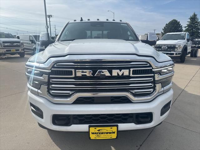 2026 Ram 3500 Laramie Crew Cab 4x4 8' Box