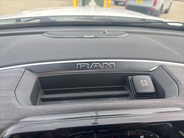 2026 Ram 3500 Laramie Crew Cab 4x4 8' Box