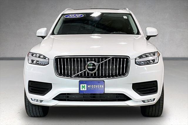 2020 Volvo XC90 T5 Momentum 7 Passenger