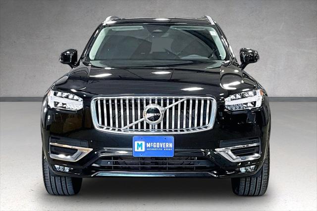 2023 Volvo XC90 B5 Plus