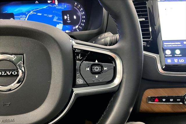 2023 Volvo XC90 B5 Plus