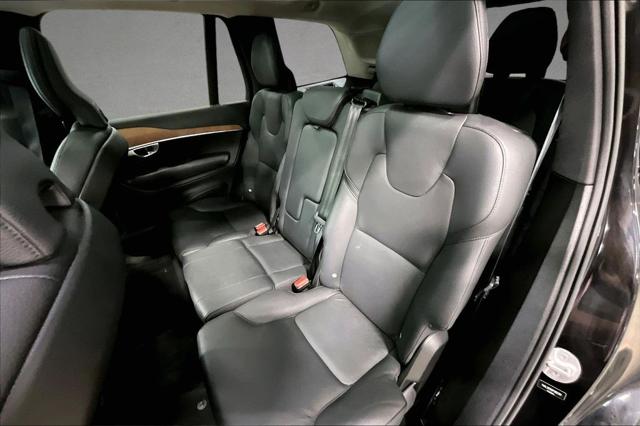 2023 Volvo XC90 B5 Plus