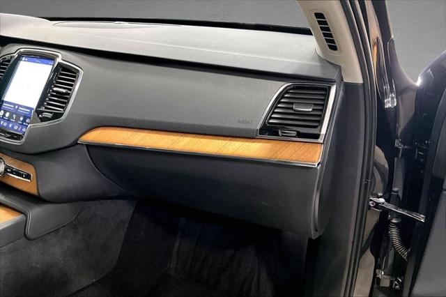 2023 Volvo XC90 B5 Plus