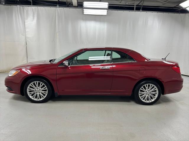 2013 Chrysler 200 Limited