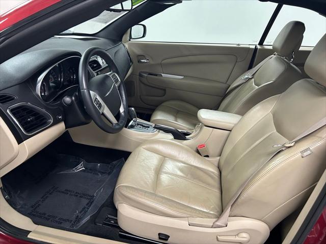 2013 Chrysler 200 Limited