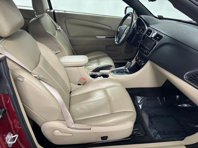 2013 Chrysler 200 Limited