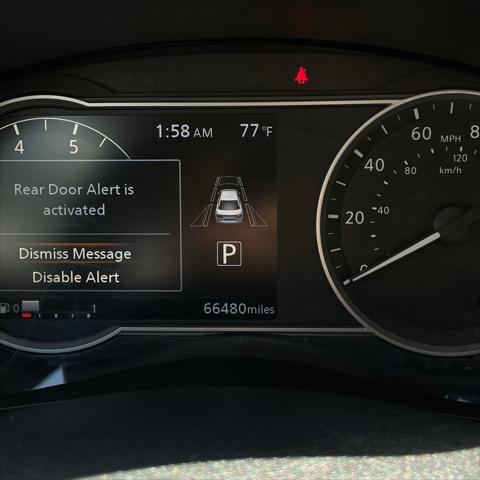 2021 Nissan Versa SV Xtronic CVT