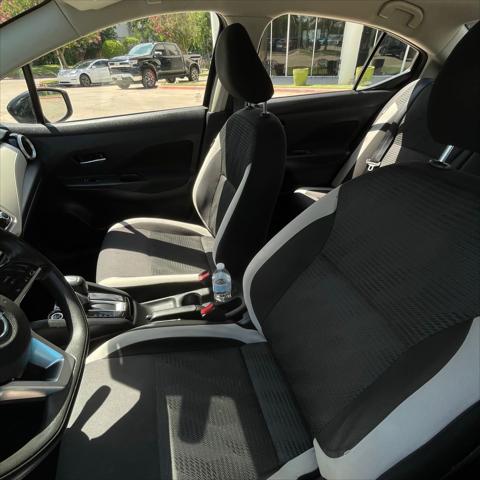 2021 Nissan Versa SV Xtronic CVT