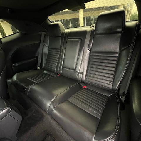 2013 Dodge Challenger R/T Plus