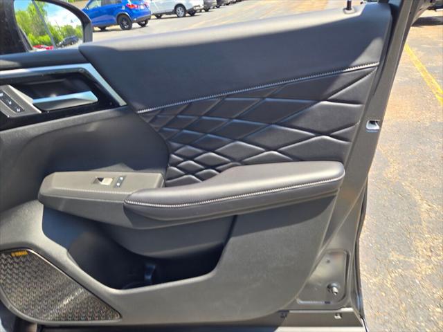 2026 Mitsubishi Outlander PHEV Black Edition S-AWC