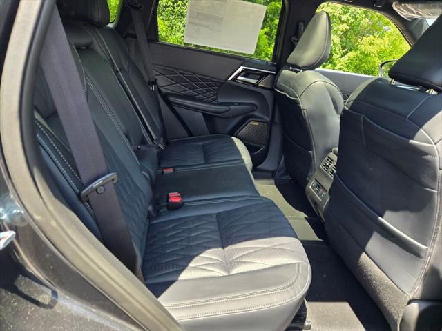 2026 Mitsubishi Outlander PHEV Black Edition S-AWC