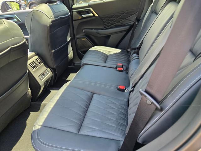 2026 Mitsubishi Outlander PHEV Black Edition S-AWC