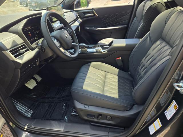 2026 Mitsubishi Outlander PHEV Black Edition S-AWC