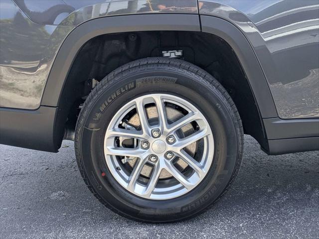 2026 Jeep Grand Cherokee L Altitude 4x2