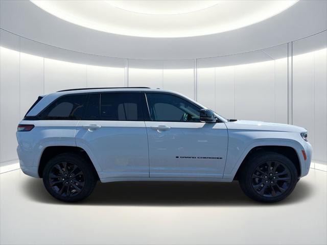 2026 Jeep Grand Cherokee Limited Reserve
