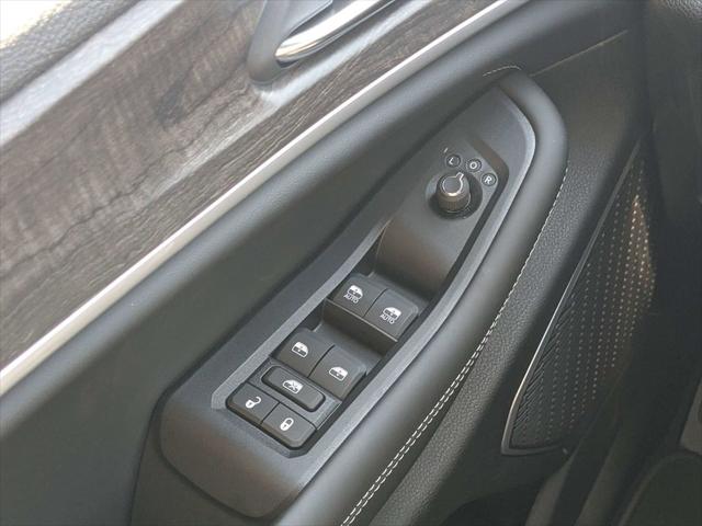 2026 Jeep Grand Cherokee Limited Reserve
