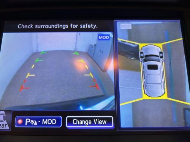 2013 INFINITI QX56 Base