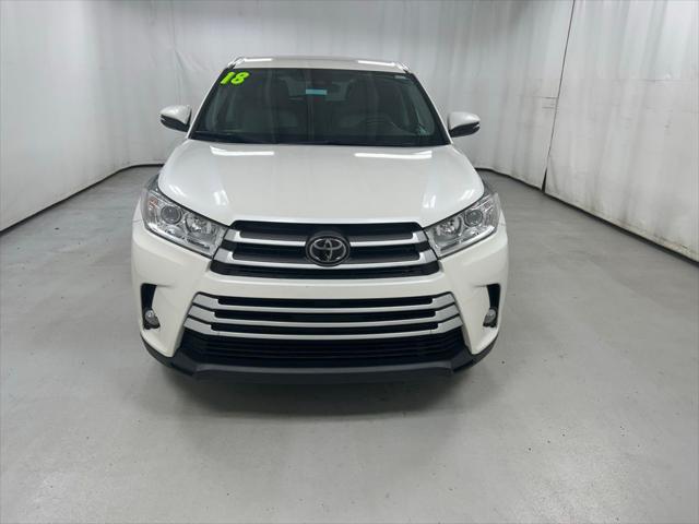 2018 Toyota Highlander LE Plus 2018 Toyota Highlander LE Plus