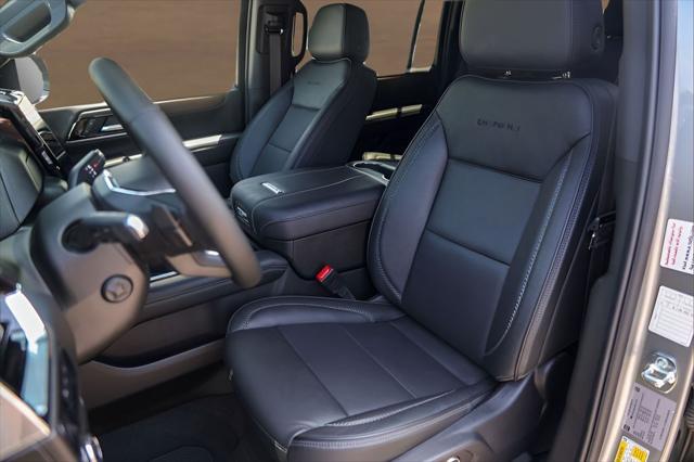2025 GMC Yukon XL 4WD Denali