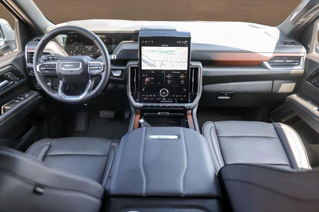2025 GMC Yukon XL 4WD Denali
