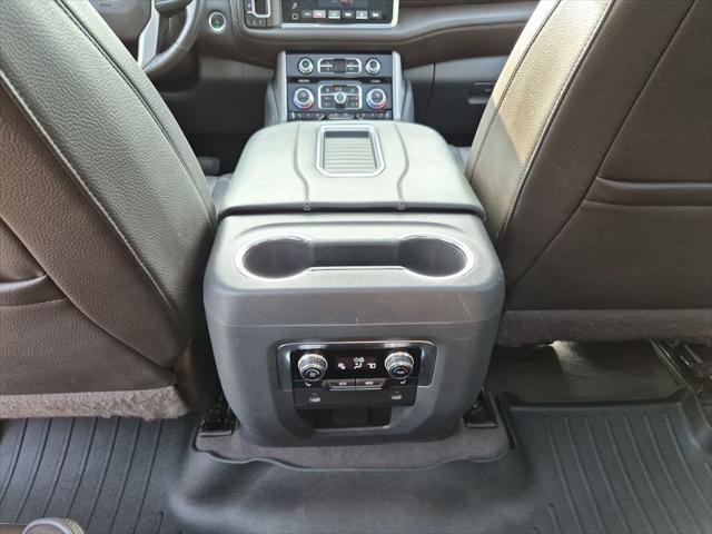 2022 GMC Yukon 4WD Denali