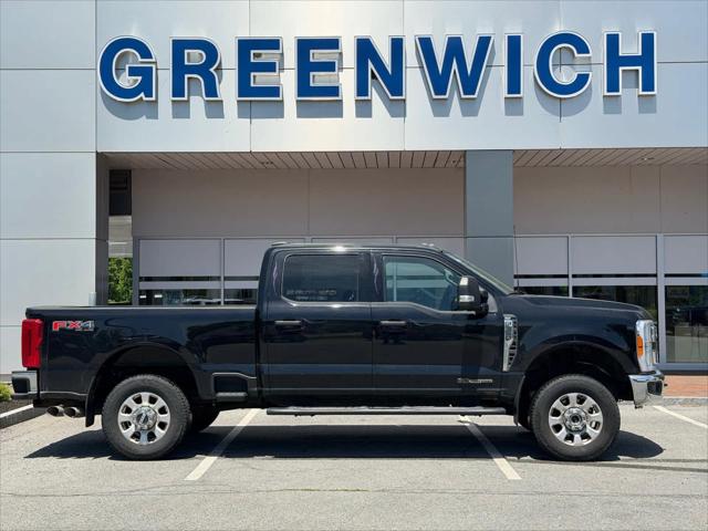 2023 Ford F-350 XLT