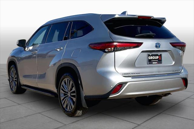 Used 2020 Toyota Highlander Hybrid Platinum For Sale in Lubbock, TX