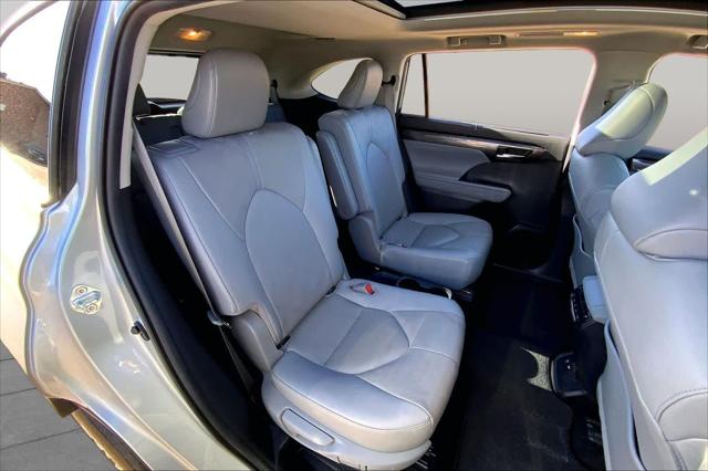 Used 2020 Toyota Highlander Hybrid Platinum For Sale in Lubbock, TX