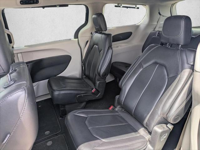 2022 Chrysler Pacifica Touring L AWD