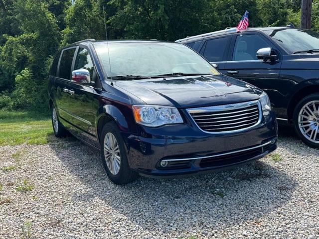 2016 Chrysler Town & Country Touring-L Anniversary Edition for sale in Washington, MO