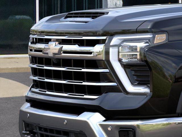 2026 Chevrolet Silverado 3500 HD LTZ - Photo 13