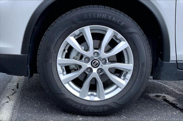 2020 Nissan Rogue SV FWD