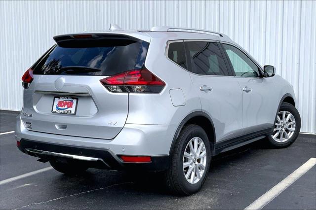 2020 Nissan Rogue SV FWD