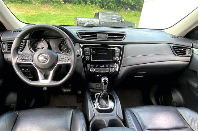 2020 Nissan Rogue SV FWD