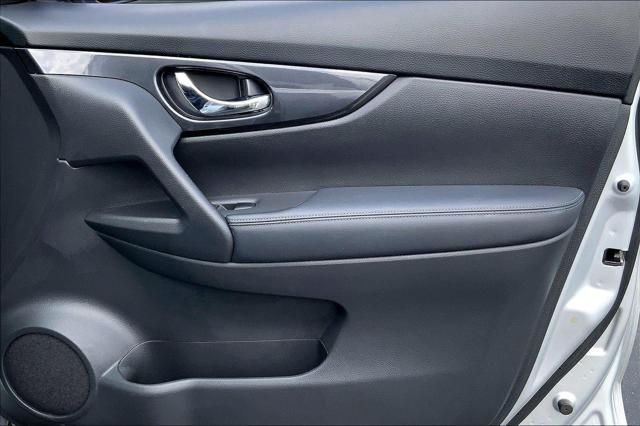2020 Nissan Rogue SV FWD