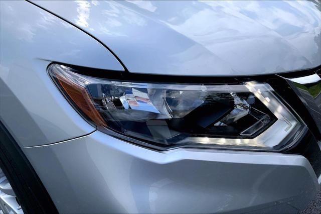 2020 Nissan Rogue SV FWD
