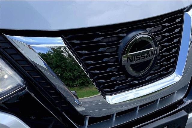 2020 Nissan Rogue SV FWD