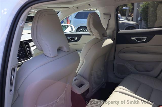 2026 Volvo V60 Cross Country Plus, B5 AWD Gas (mild hybrid)