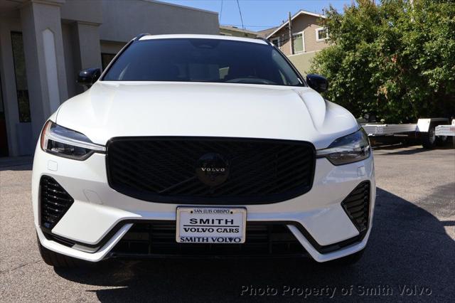 2026 Volvo XC60 Plug-In Hybrid Black Edition Ultra, T8 AWD Electric/Gasoline, Dark