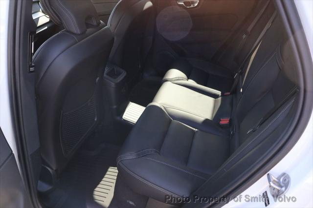 2026 Volvo XC60 Plug-In Hybrid Black Edition Ultra, T8 AWD Electric/Gasoline, Dark