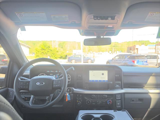 2023 Ford F-550 XLT