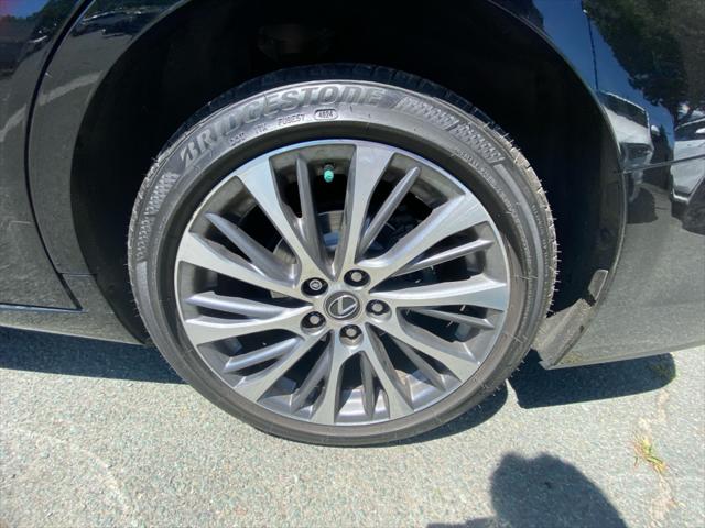 2019 Lexus ES 350 Unknown