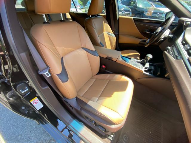 2019 Lexus ES 350 Unknown