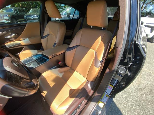 2019 Lexus ES 350 Unknown